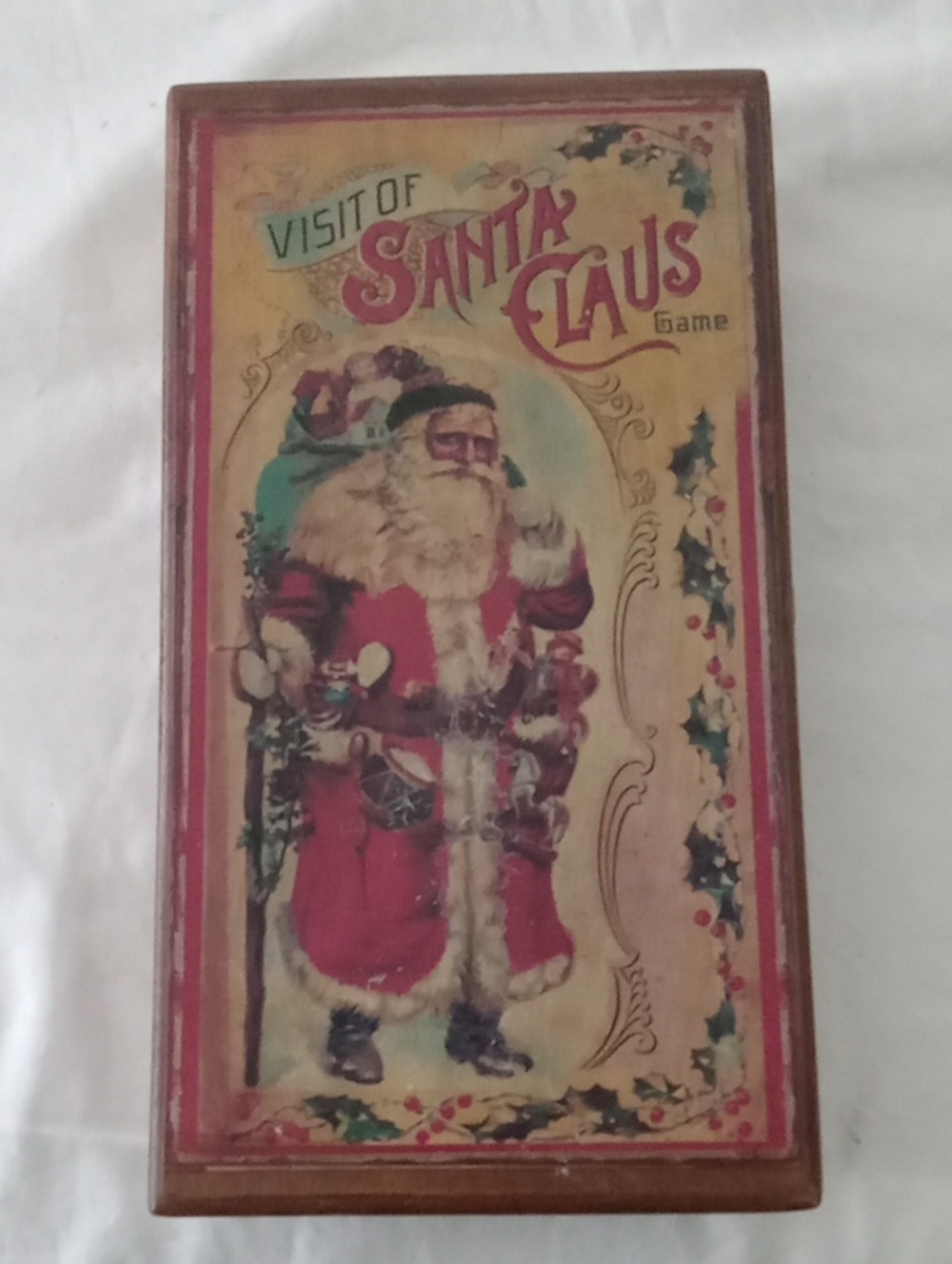 Vintage-Style Visit of Santa Claus Game Box - Picture 1 of 2